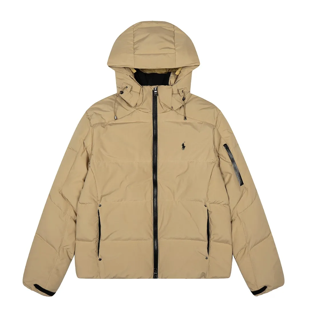 P720 Top quality" Style number: 9004# [Ralph Lauren winter basic classic embroidered men's and women's couple's same style hooded down jacket] ✅Ralph Lauren American retro arm zipper high version top-level down filling winter down jacket ✅100% high-quality white duck down, high version top-level down filling ✅Double-layer inner velvet to strictly prevent velvet running ✅Built-in adjustable drawstring, windproof and cold-proof, considerate and in place ✅Original version The maximum size can be worn up to 200 pounds. Loose and comfortable, no pressure. ✅Same style for male and female couples. Recommended OOTD outfits in winter~ Size: S-XL Color: Black White Khaki Navy Blue Light Blue